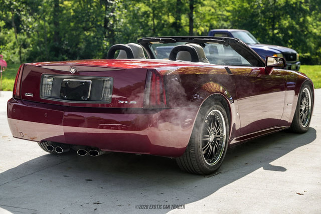 Used 2006 Cadillac XLR RWD image 8
