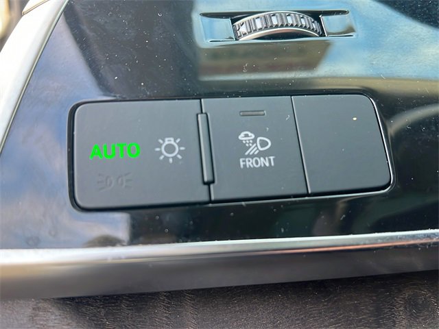 Used 2022 Audi Q8 Premium Plus w/ Premium Plus Package image 22