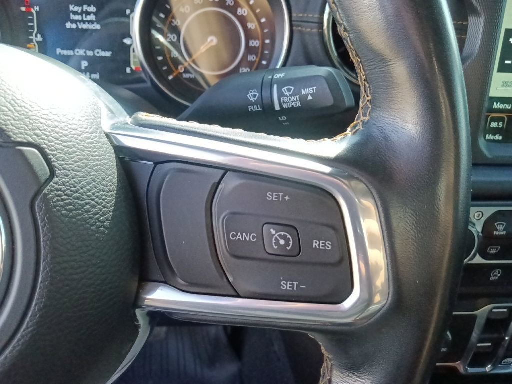 Used 2022 Jeep Gladiator Overland image 18