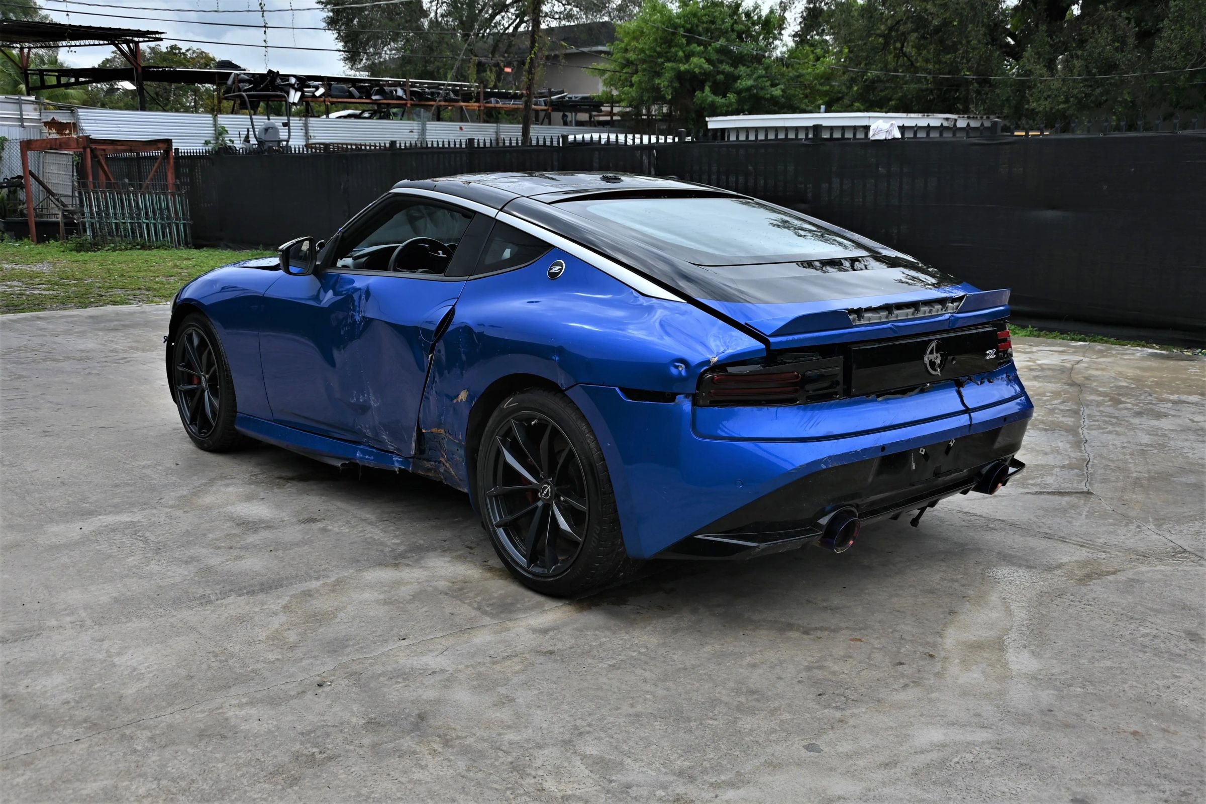 Used 2023 Nissan Z Performance Coupe 2D w/ Floor Mat Package (L93) image 3