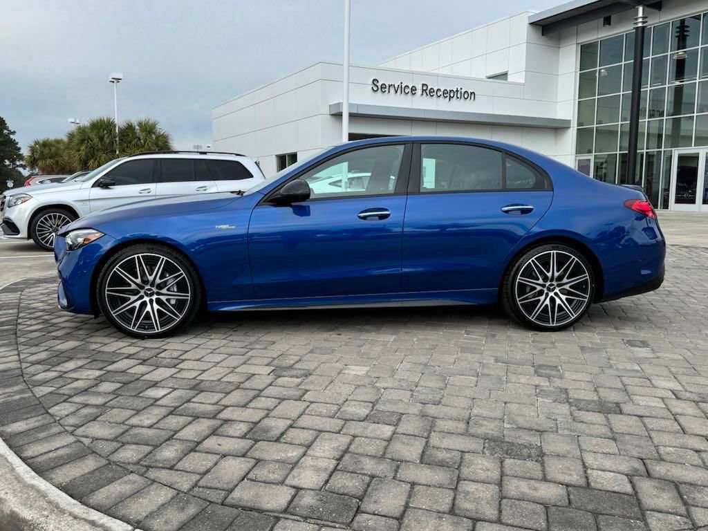 Used 2025 Mercedes-Benz C 43 AMG 4MATIC Sedan image 11