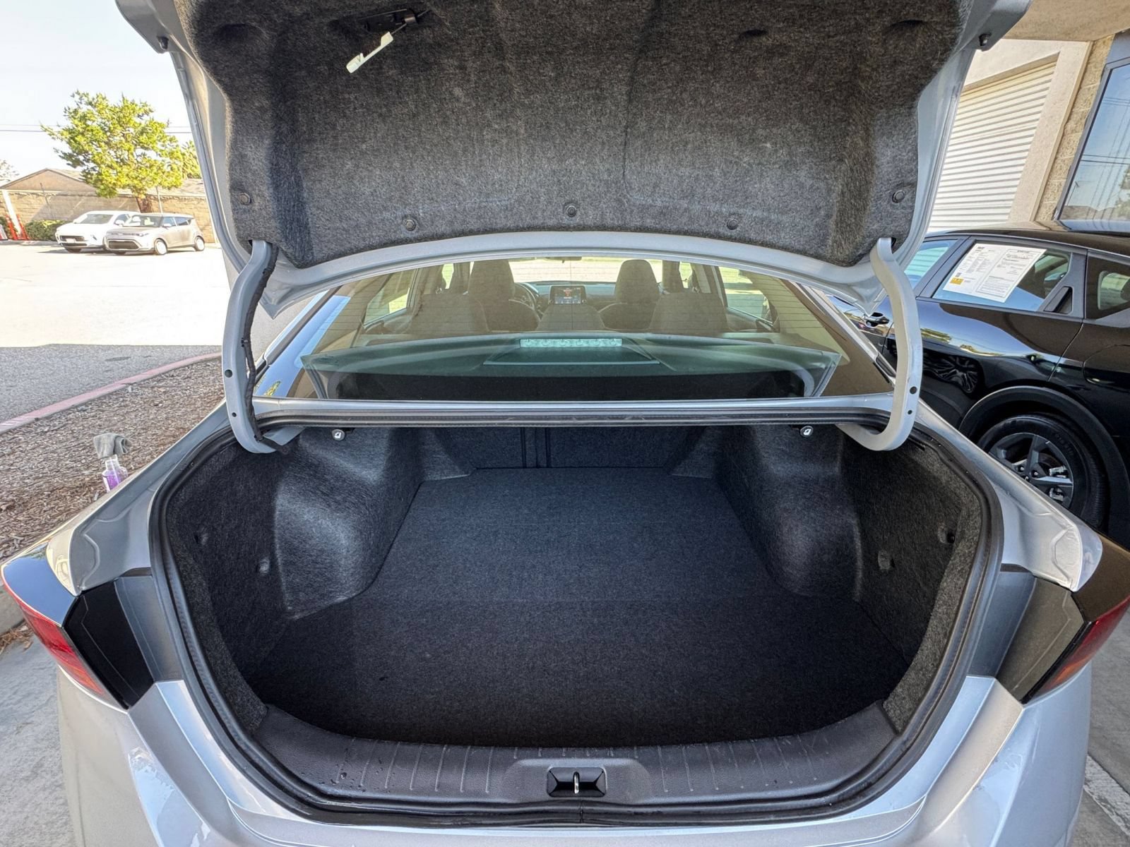Used 2026 Nissan Altima 2.5 SV FWD image 30