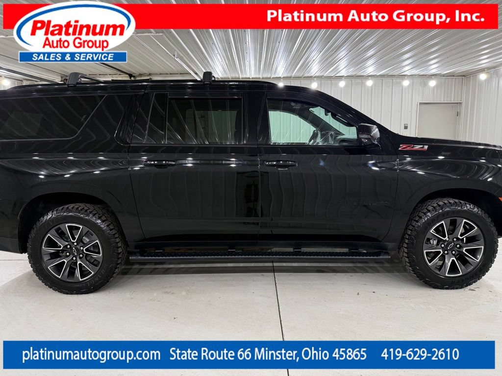 Used 2021 Chevrolet Suburban Z71 w/ Z71 Signature Package AWD/4WD image 6