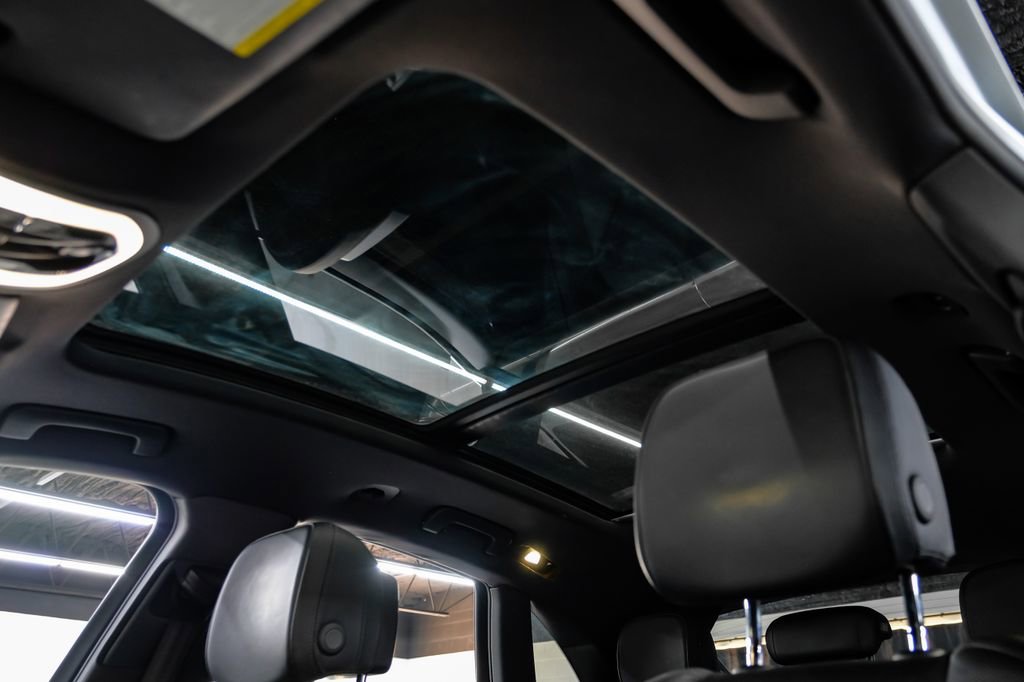 Used 2017 Porsche Macan S image 5