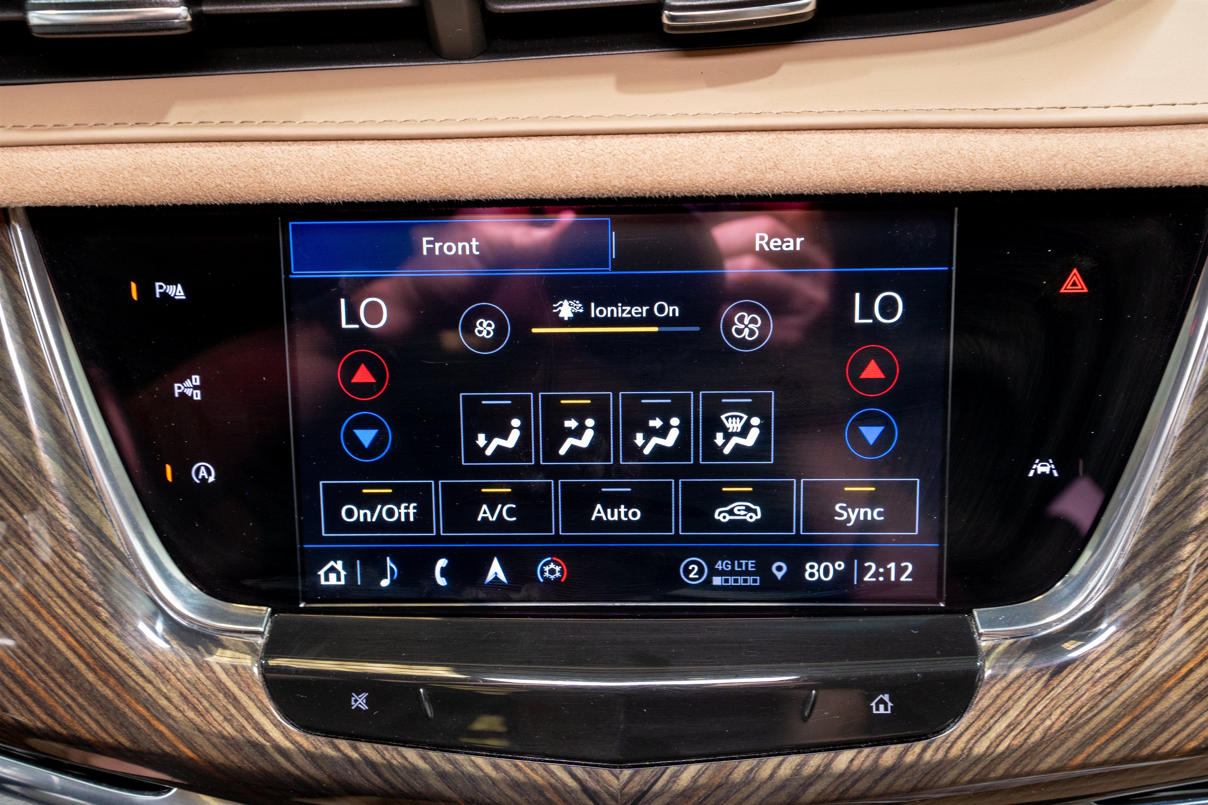Used 2023 Cadillac XT6 Sport w/ Platinum Package AWD/4WD image 23