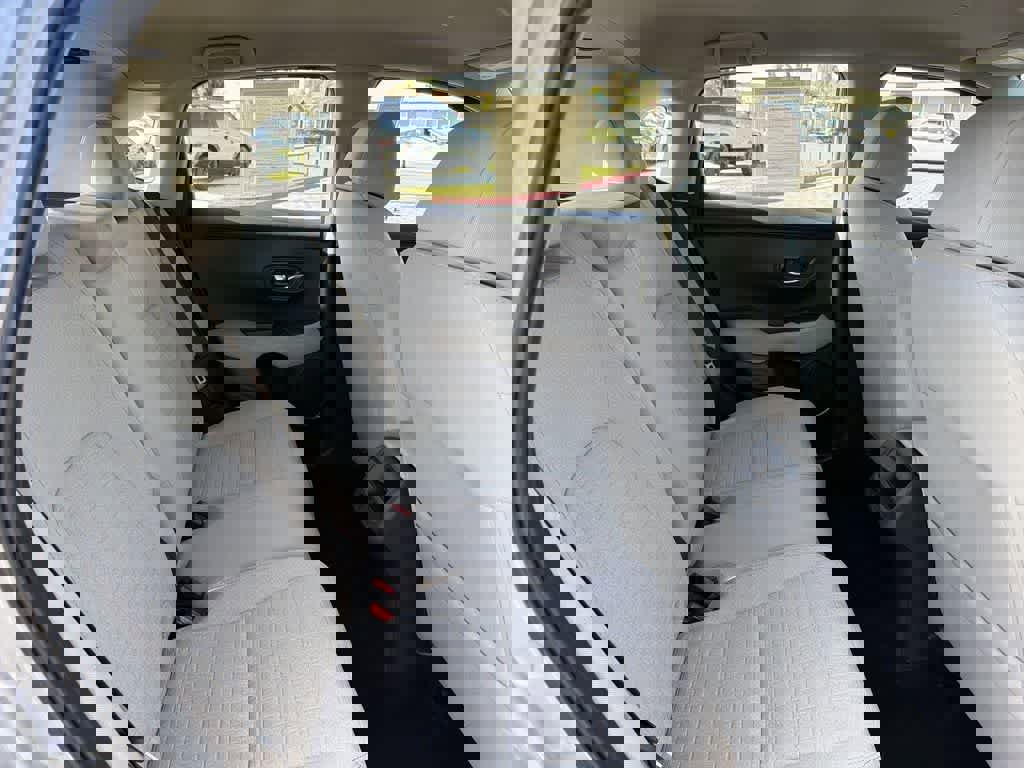 Used 2025 Honda HR-V LX image 31