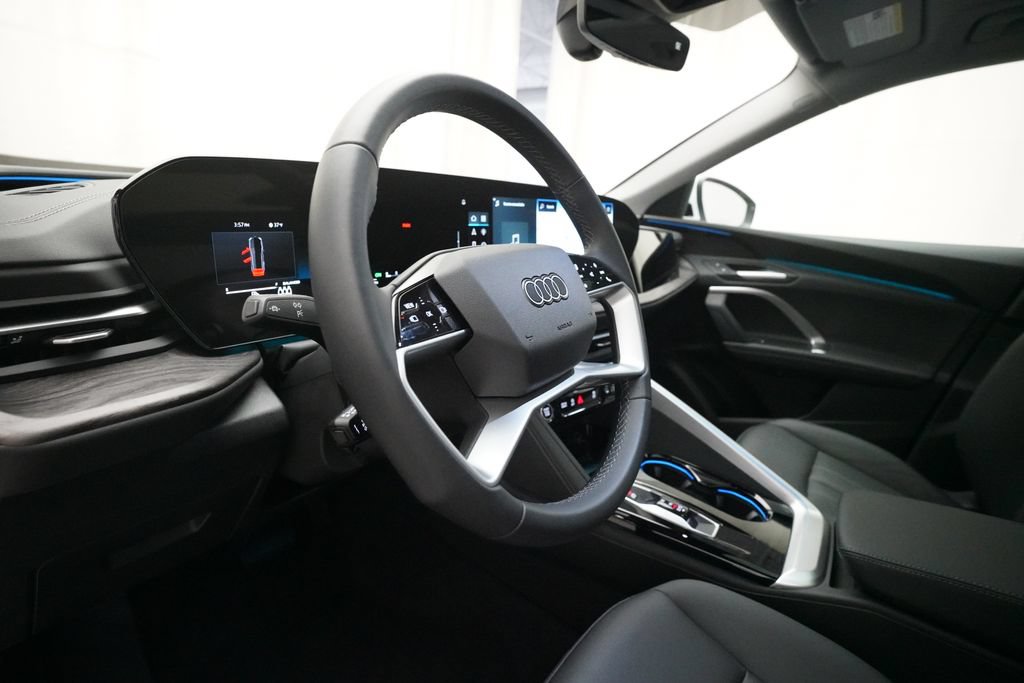 Certified 2025 Audi Q5 Premium w/ Convenience Package AWD/4WD image 19