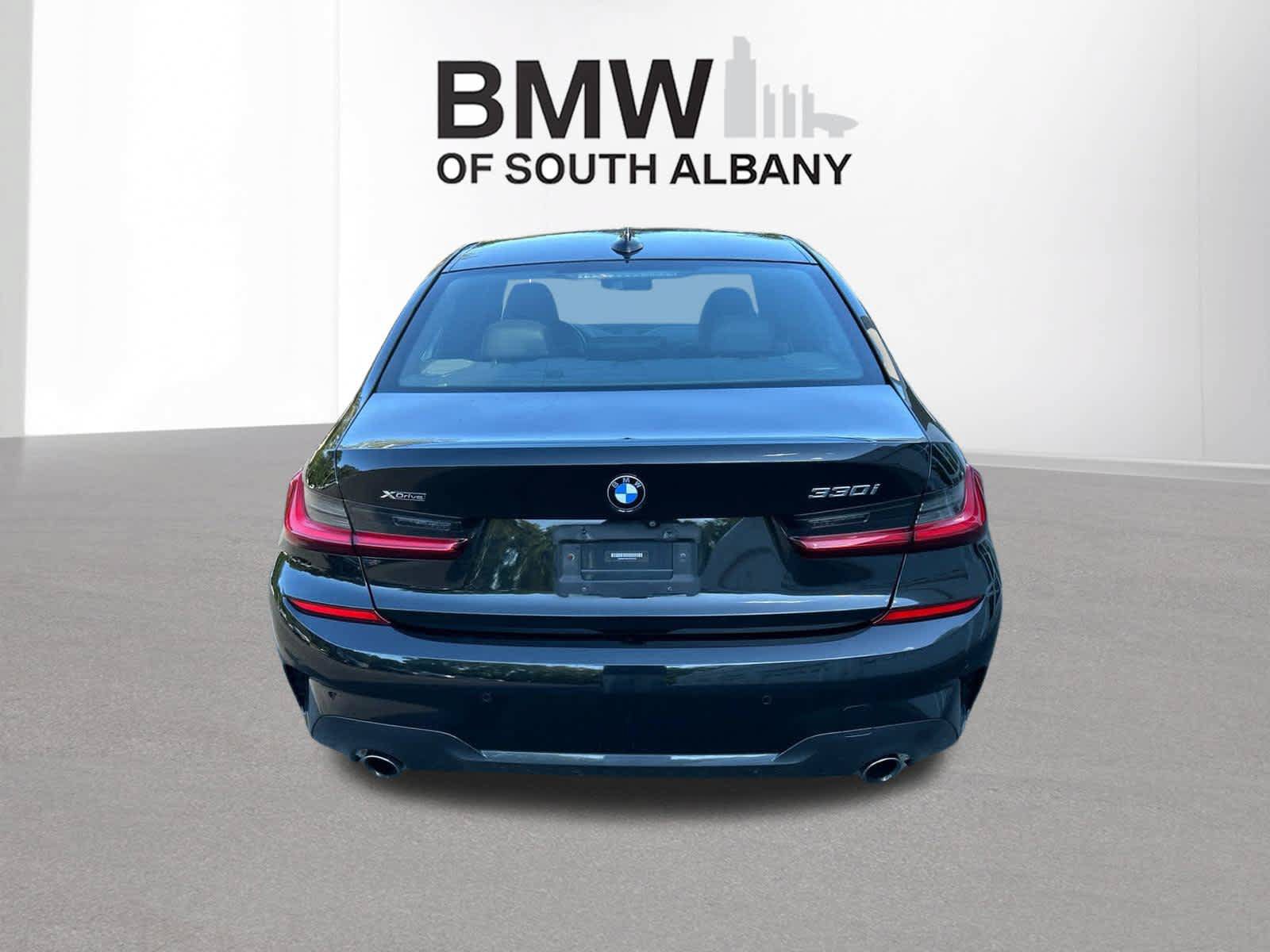 Used 2020 BMW 330i xDrive Sedan w/ M Sport Package AWD/4WD image 4
