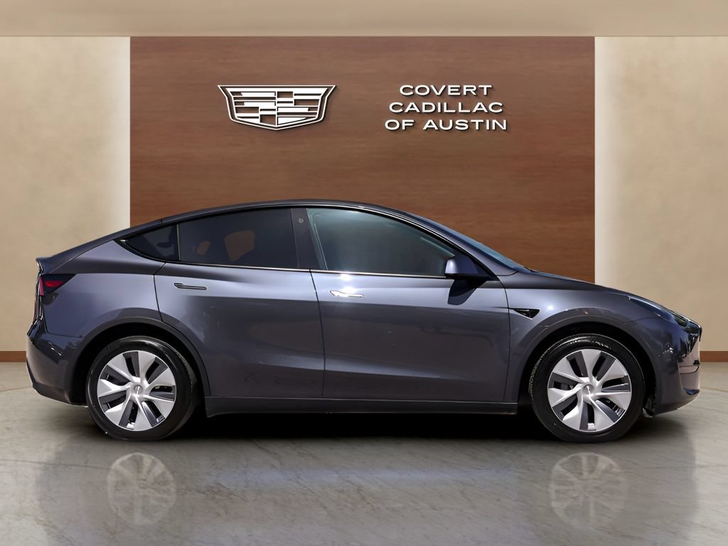 Used 2022 Tesla Model Y Long Range AWD/4WD image 5
