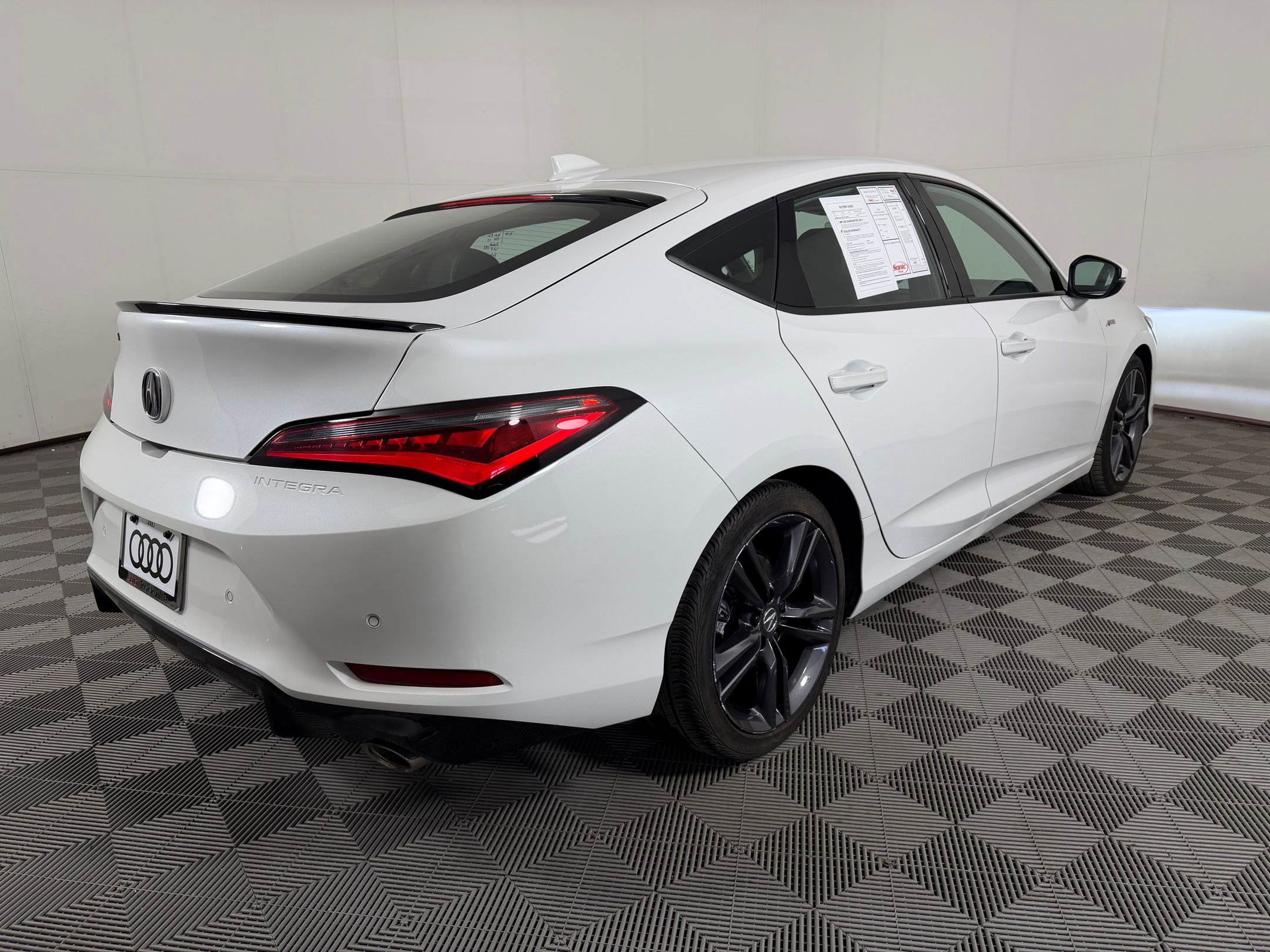 Used 2023 Acura Integra A-Spec FWD image 9