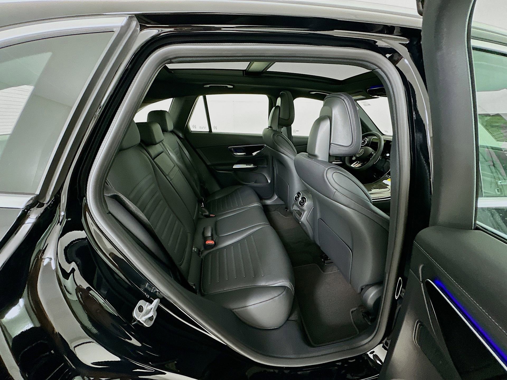 New 2026 Mercedes-Benz GLC 43 AMG 4MATIC image 31