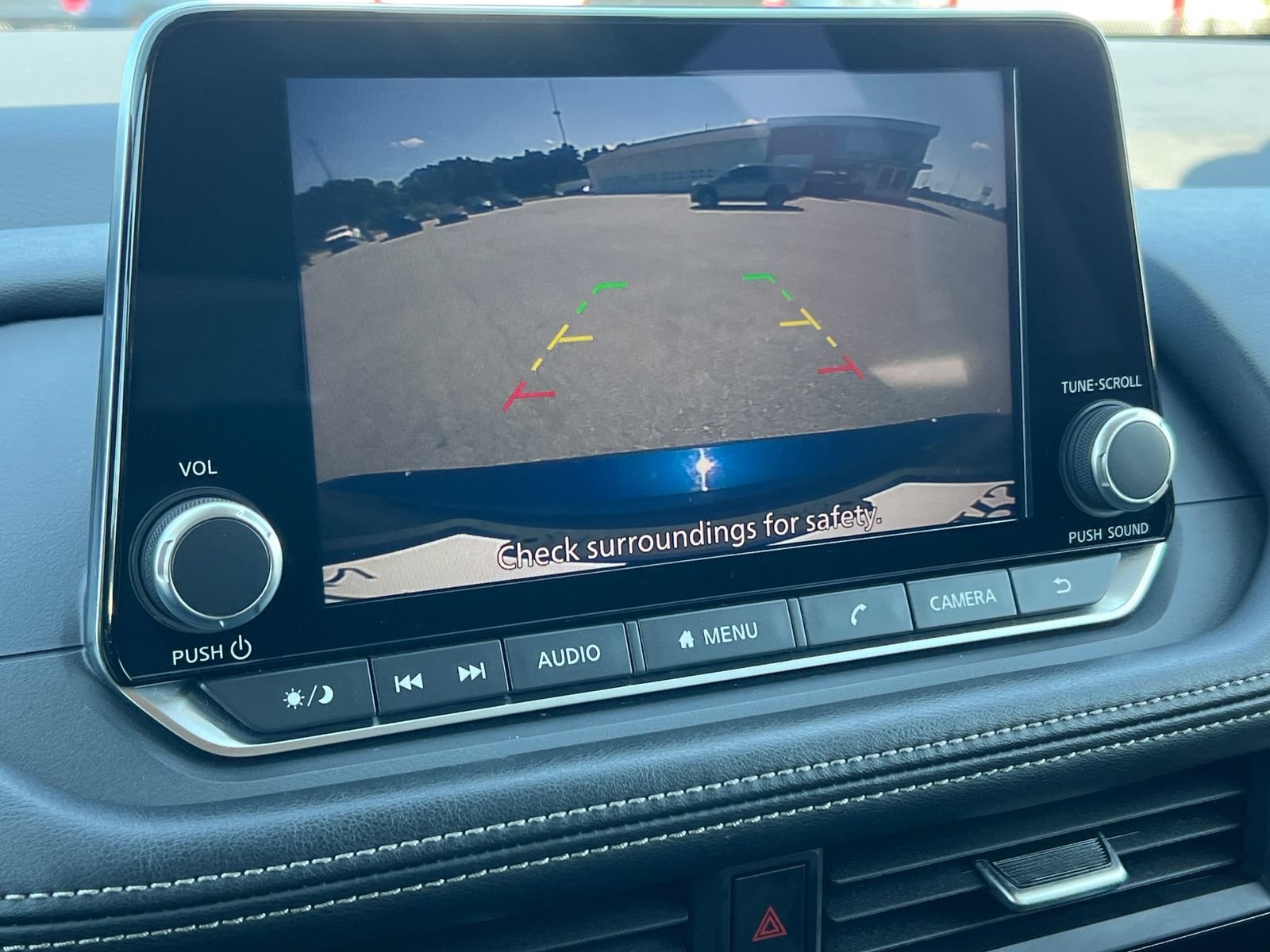Used 2024 Nissan Rogue SV FWD image 22