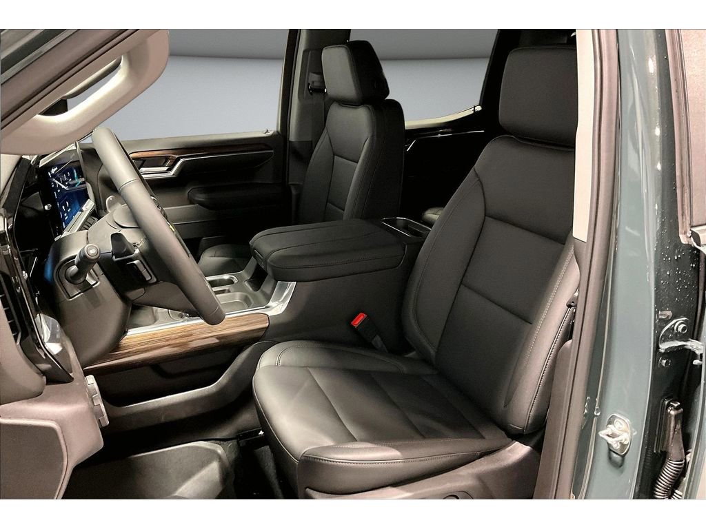 New 2026 Chevrolet Silverado 1500 LT w/ All Star Edition Plus AWD/4WD image 12