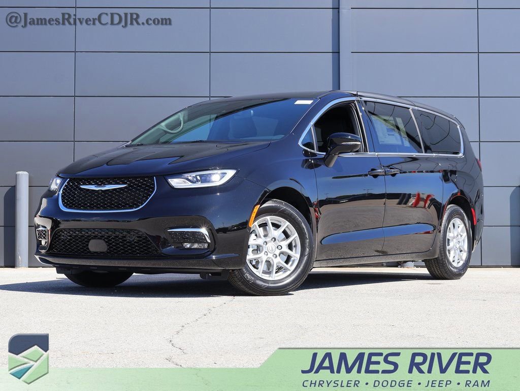 New 2026 Chrysler Pacifica Select image 1