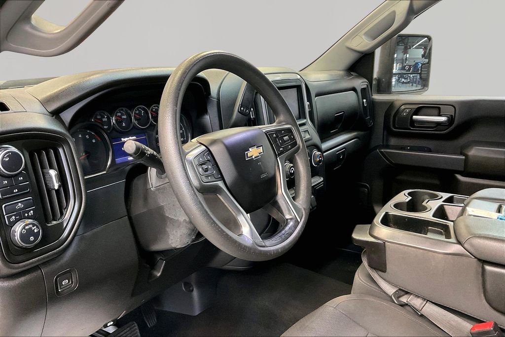 Used 2022 Chevrolet Silverado 2500 Custom w/ Custom Convenience Package AWD/4WD image 19