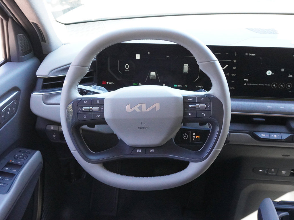 Used 2024 Kia EV9 Land AWD/4WD image 42