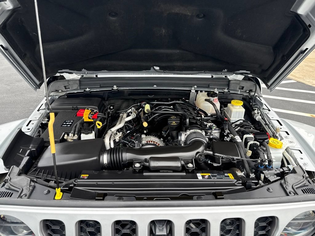 Used 2023 Jeep Gladiator Mojave w/ LED Lighting Group AWD/4WD image 25