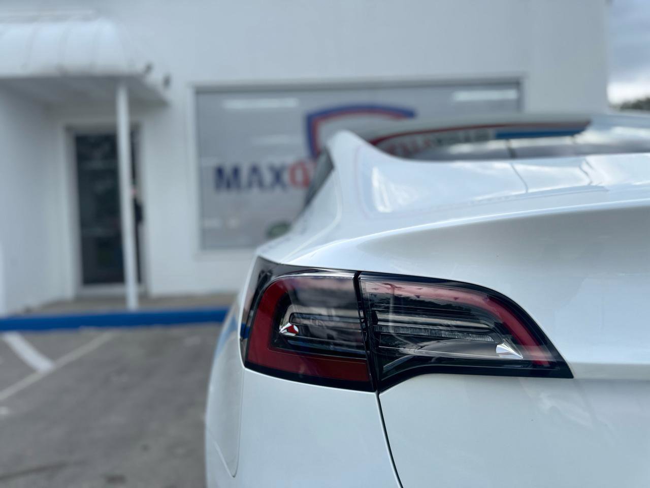 Used 2023 Tesla Model 3 Standard Range RWD image 32