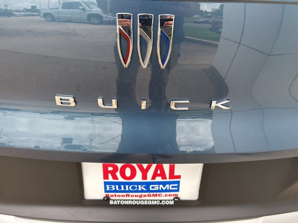 Used 2026 Buick Envista Preferred w/ Advanced Safety Package FWD image 24