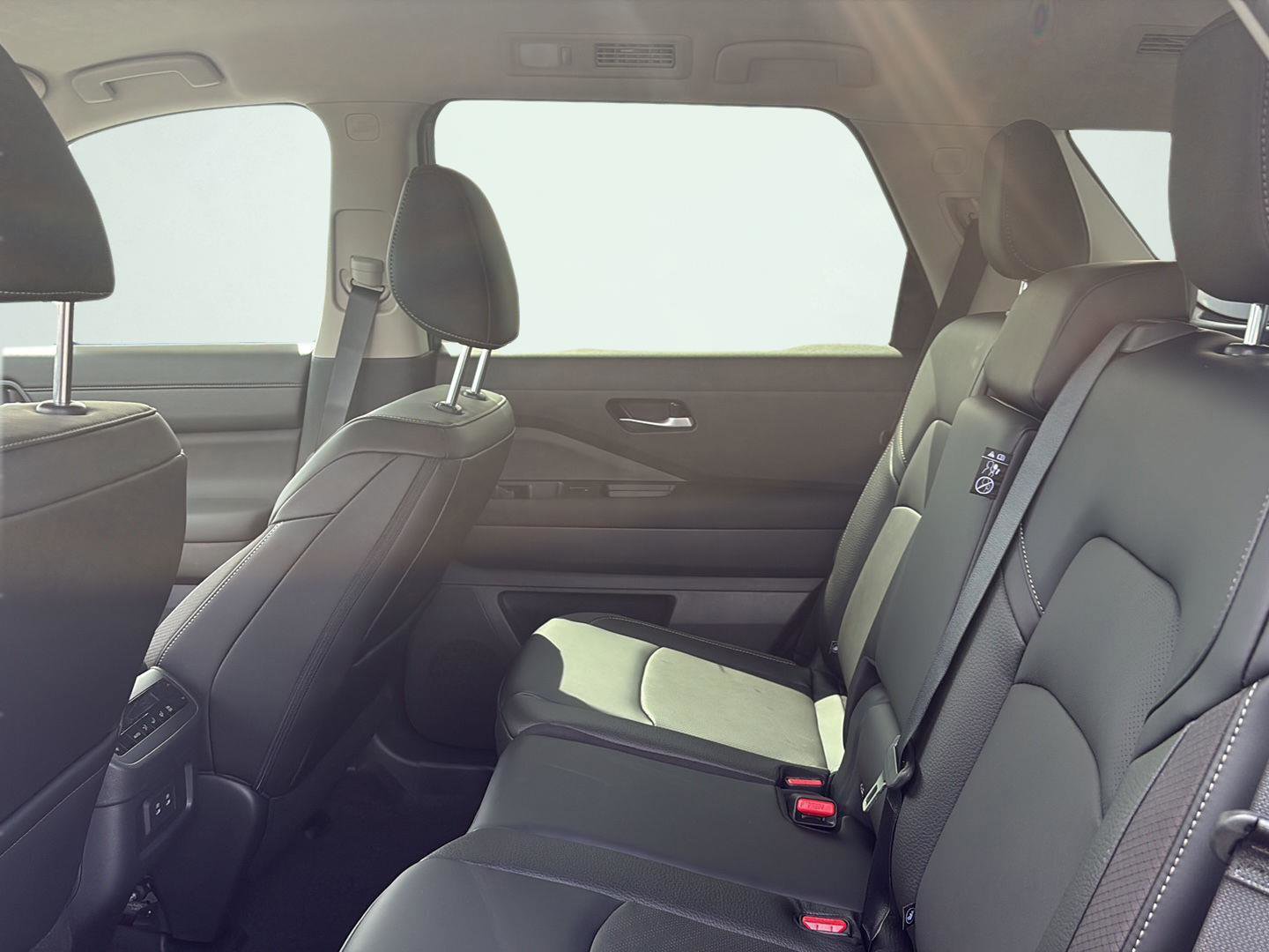 New 2026 Nissan Pathfinder SL AWD/4WD image 23