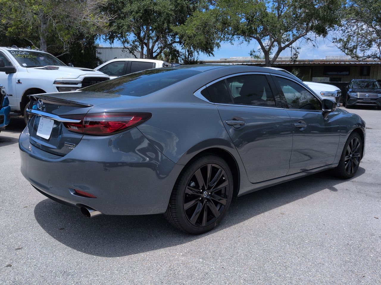 Used 2021 MAZDA MAZDA6 Carbon Edition FWD image 5