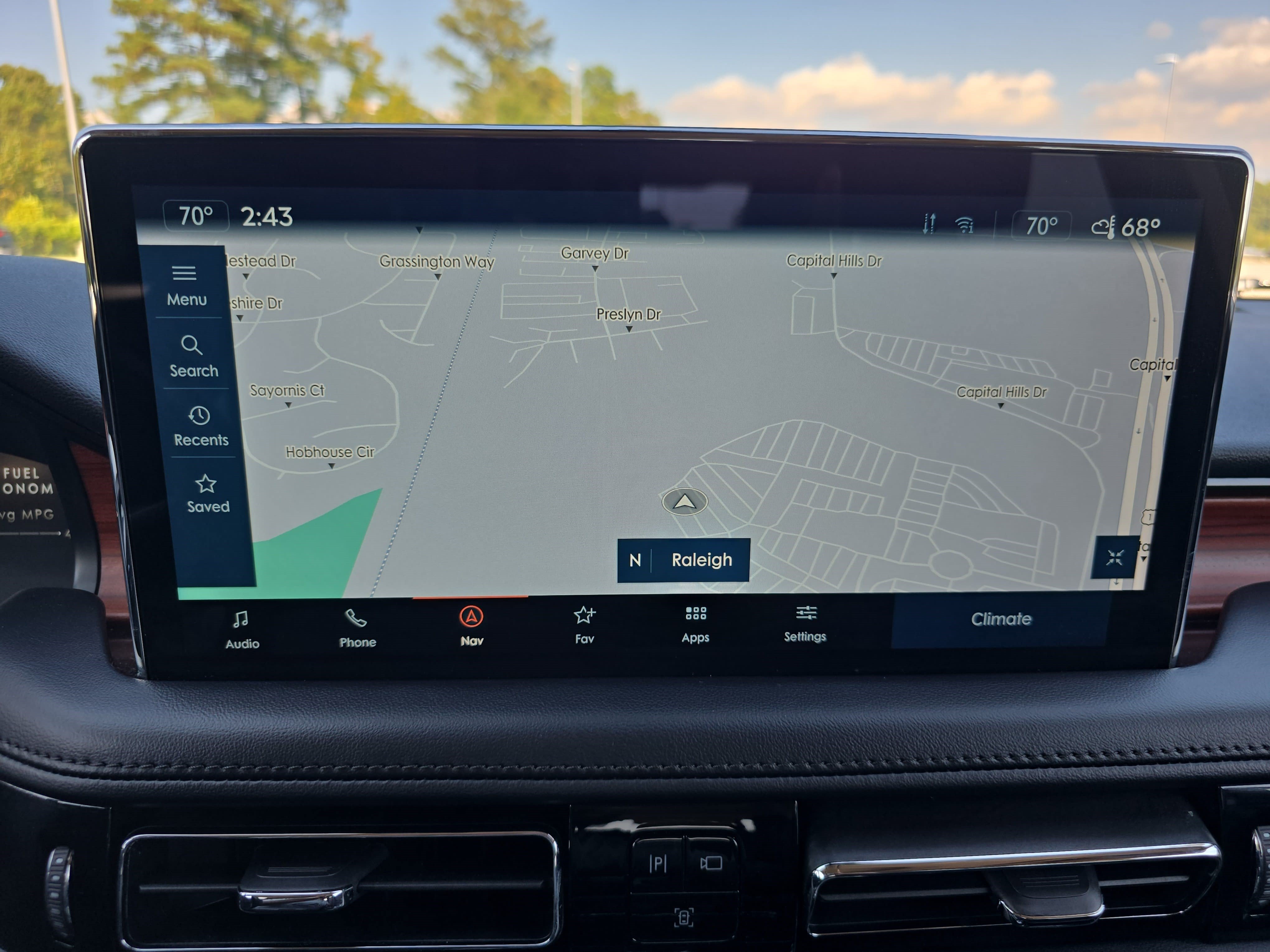 Certified 2023 Lincoln Nautilus Reserve AWD/4WD image 22