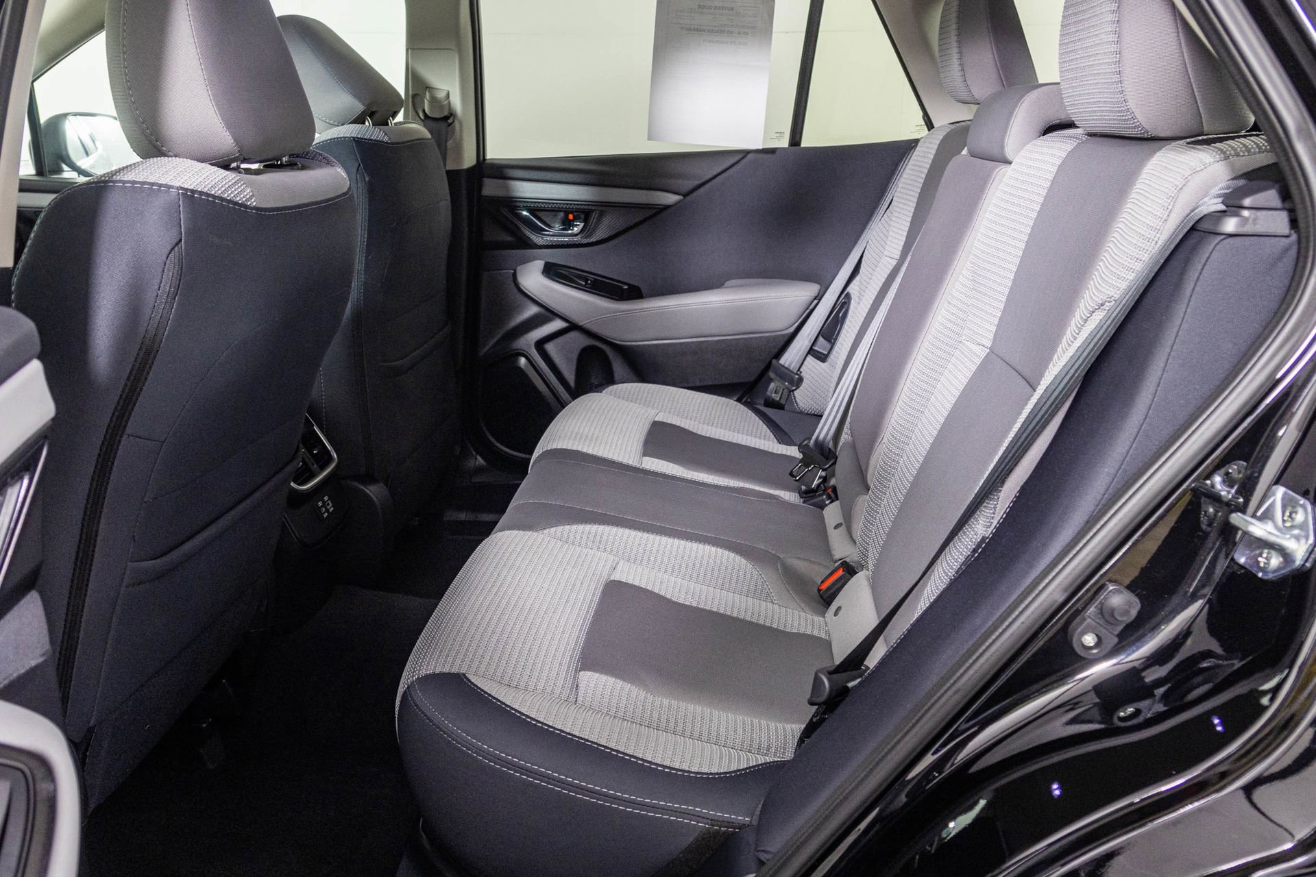 Used 2024 Subaru Outback Premium image 36