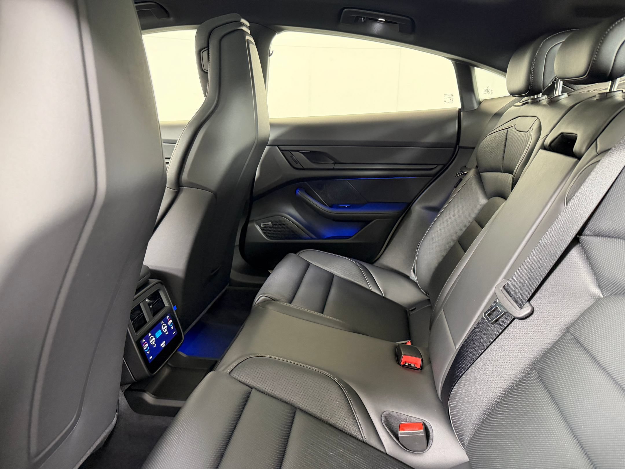 Certified 2026 Porsche Taycan RWD image 24