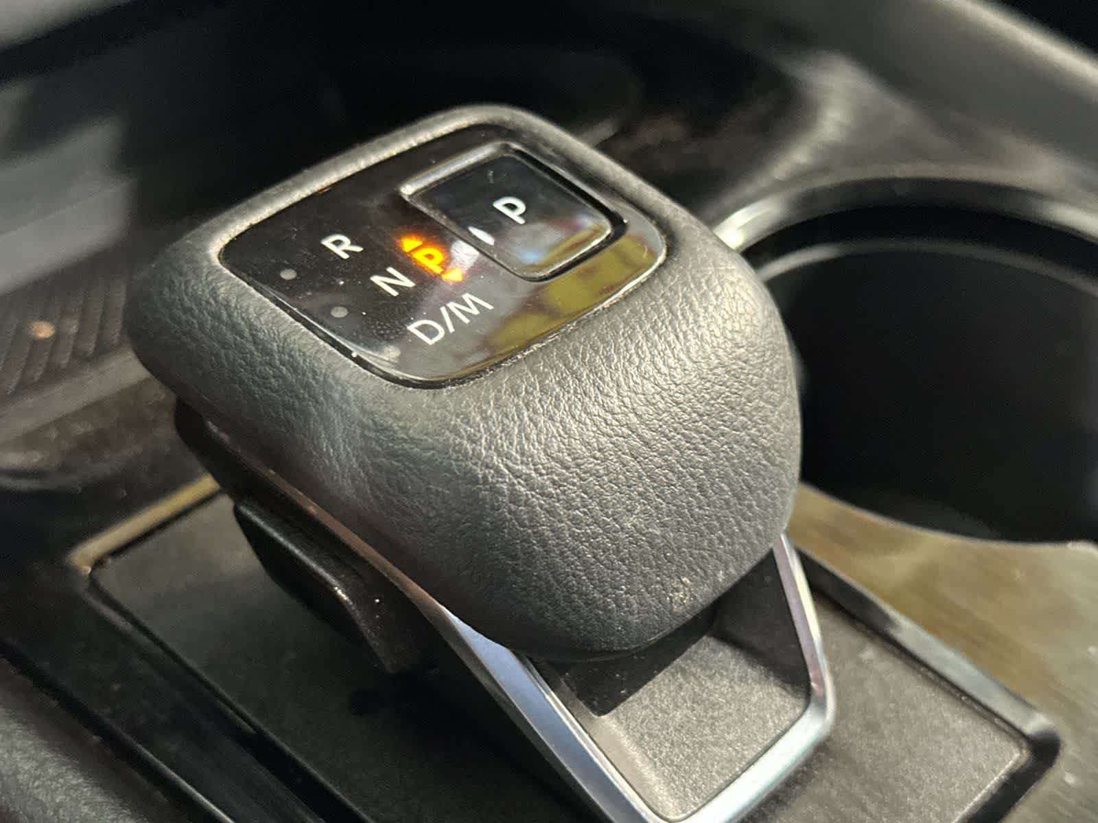 Used 2021 Nissan Rogue S AWD/4WD image 22