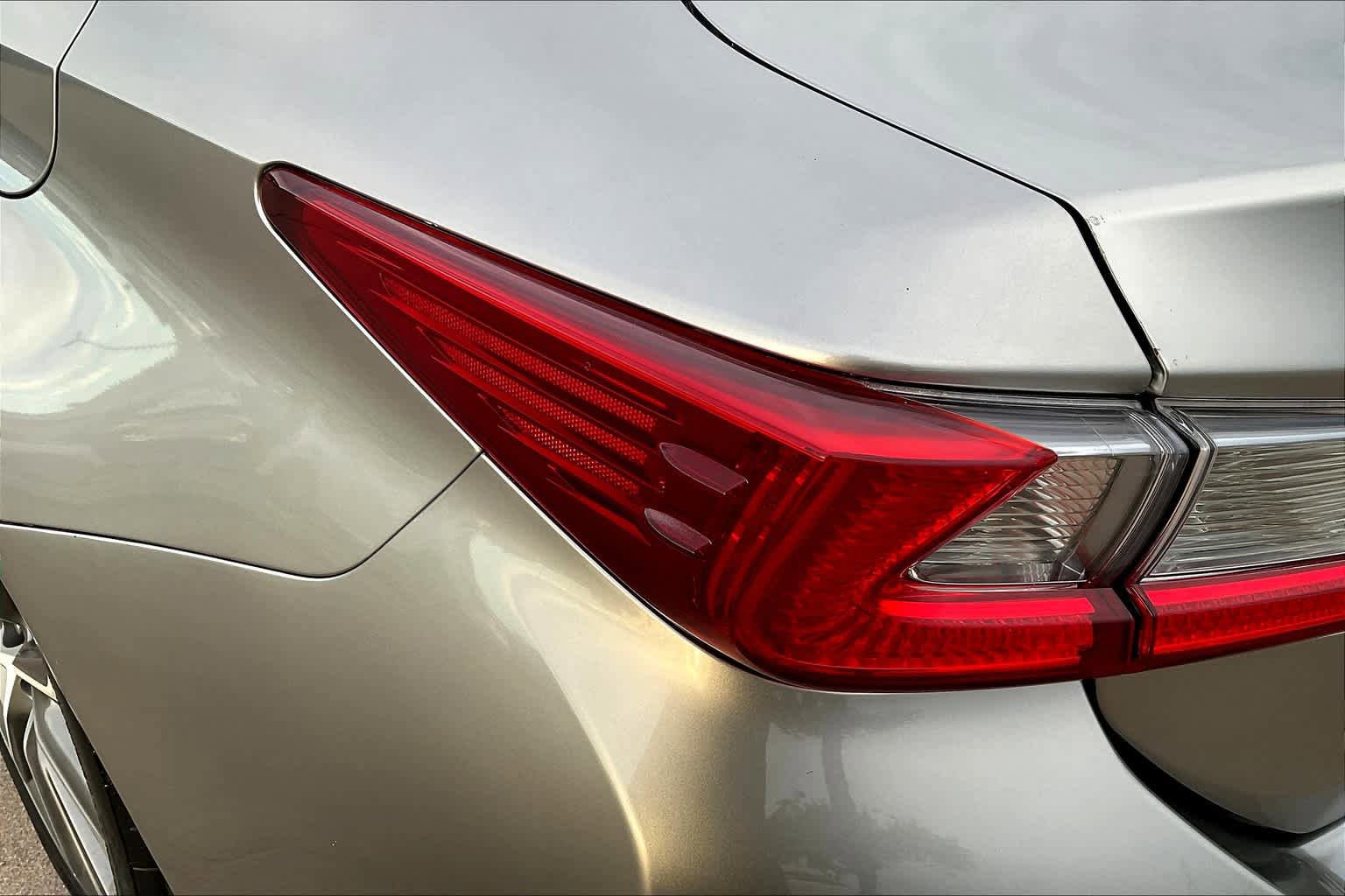 Used 2015 Lexus RC 350 w/ Luxury Package RWD image 49