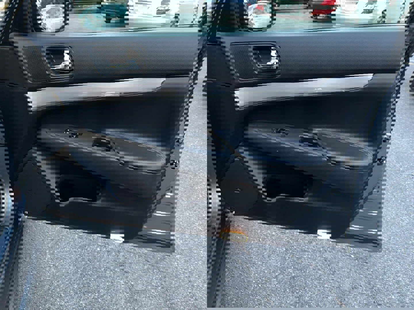 Used 2010 INFINITI G37 x Sedan w/ Premium Pkg image 22