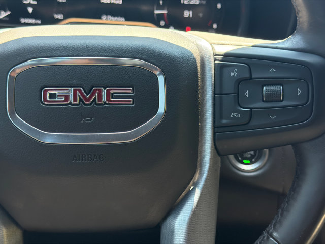Used 2022 GMC Yukon XL SLT w/ SLT Premium Package RWD image 34