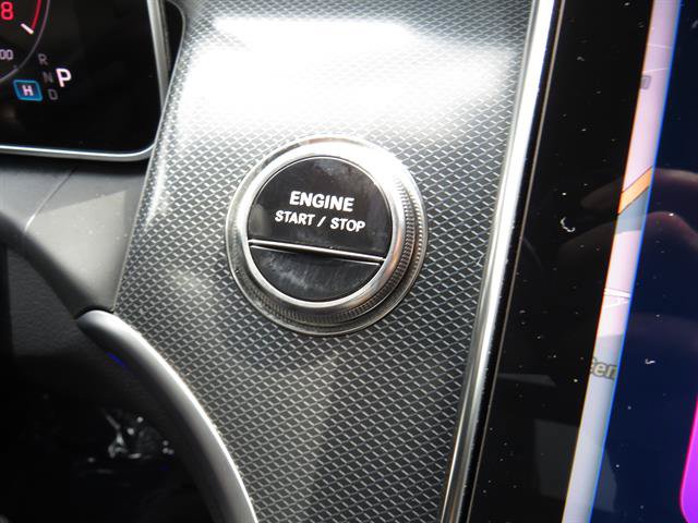Used 2026 Mercedes-Benz GLC 350e 4MATIC image 11