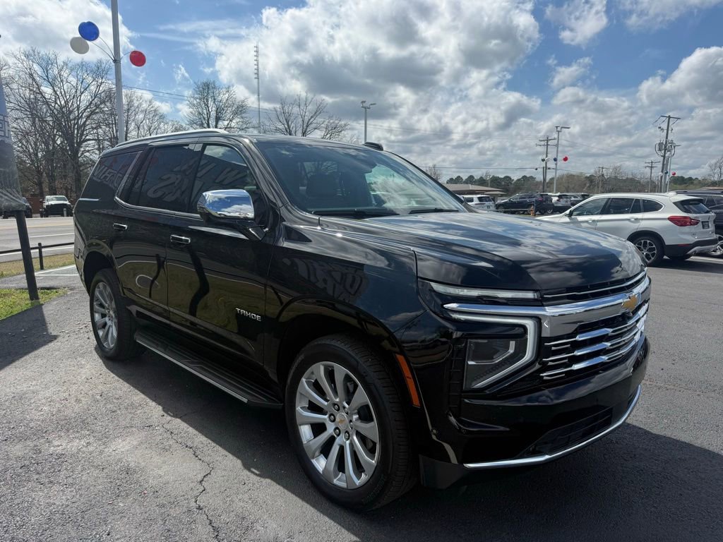 Used 2025 Chevrolet Tahoe Premier w/ Sun And Tow Package image 3