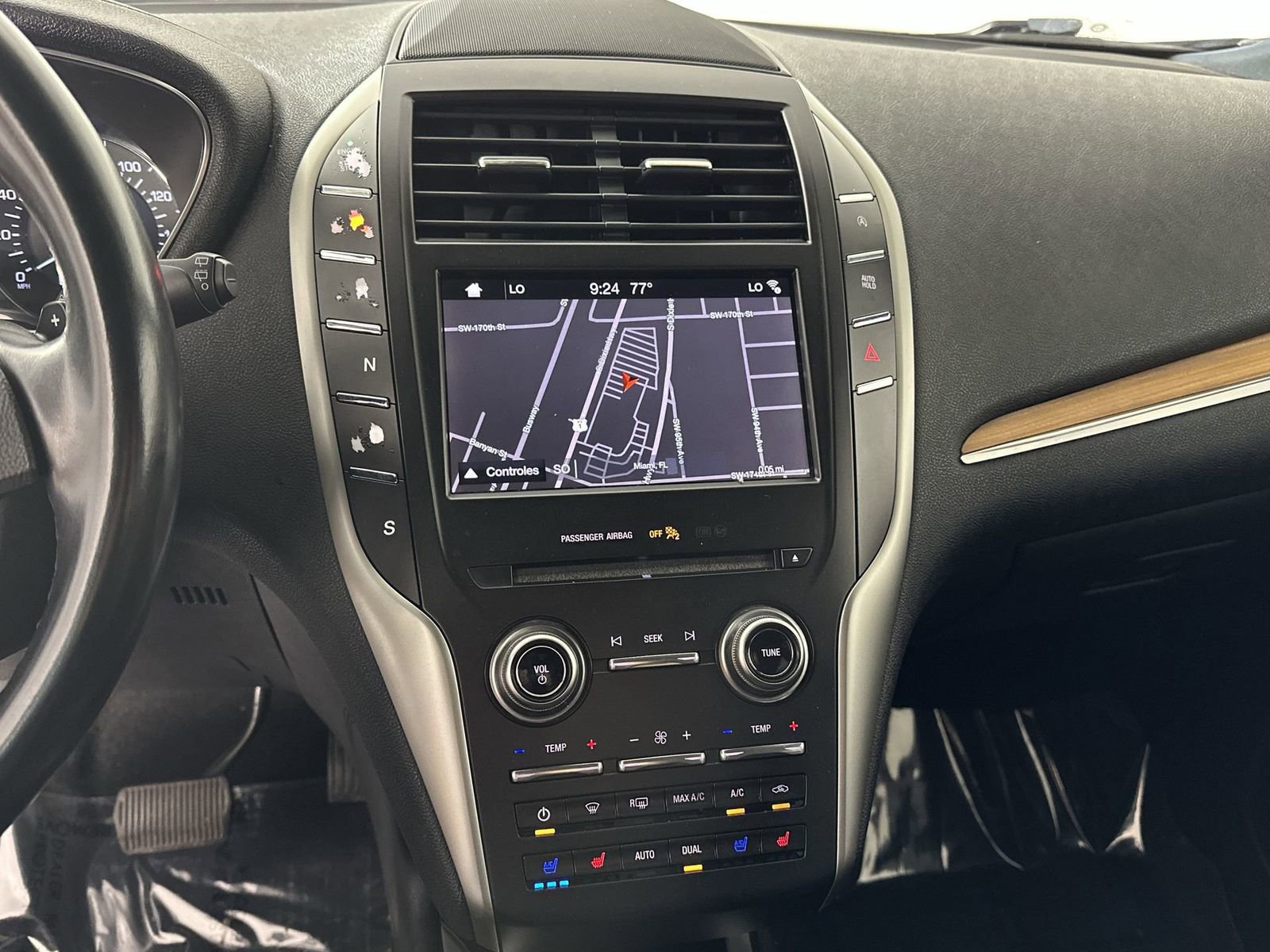 Used 2019 Lincoln MKC Reserve FWD image 21