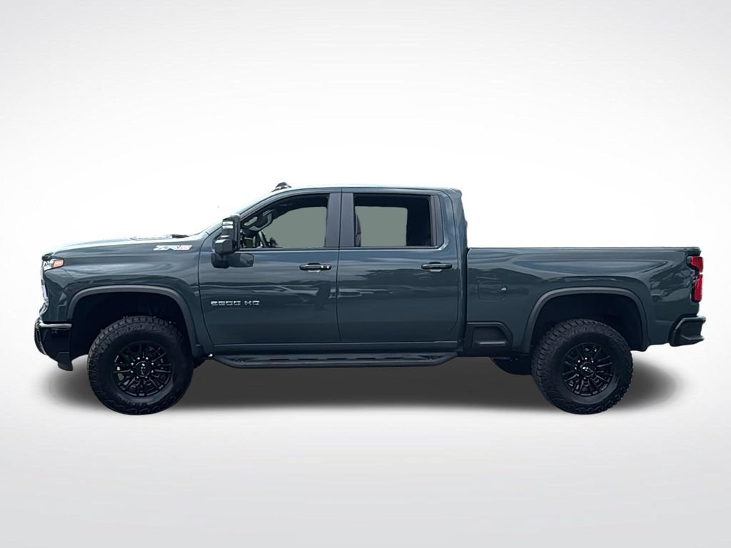 Used 2026 Chevrolet Silverado 2500 ZR2 AWD/4WD image 4