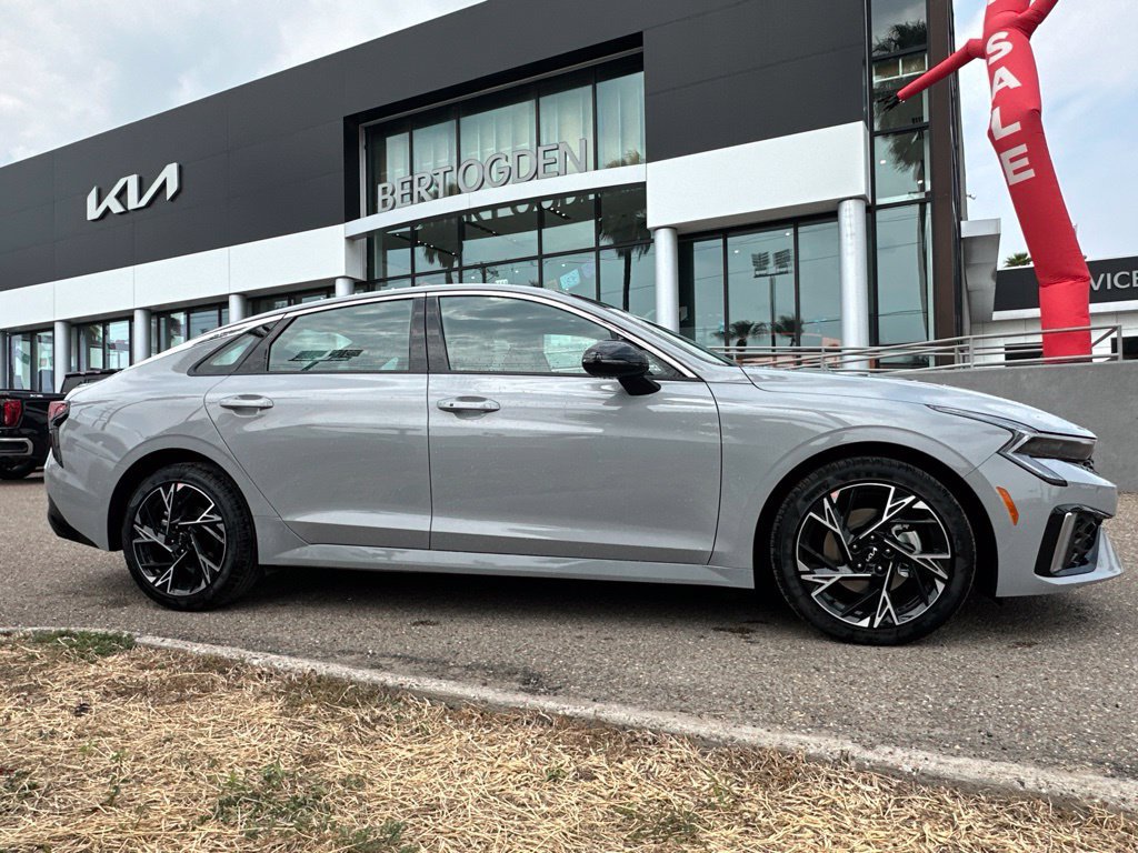 New 2026 Kia K5 GT-Line image 3