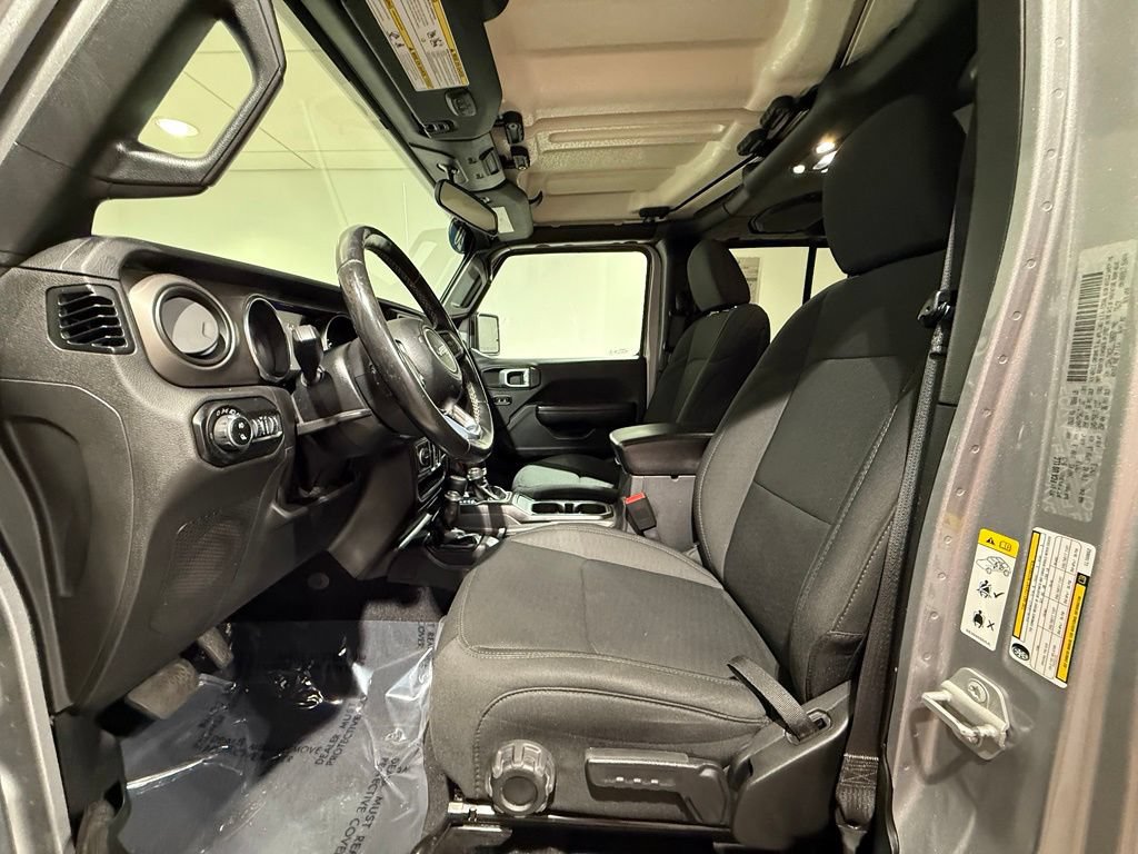 Used 2020 Jeep Gladiator Sport w/ Quick Order Package 24S AWD/4WD image 12
