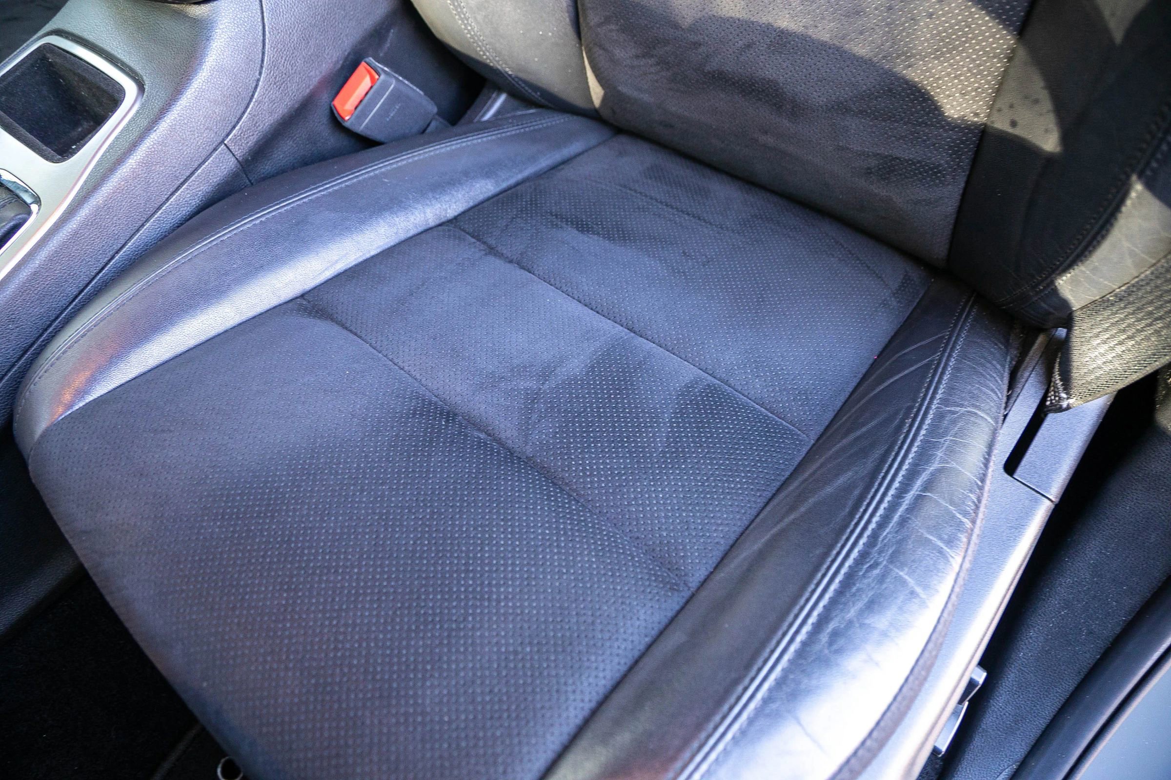 Used 2020 Jeep Grand Cherokee Altitude image 34