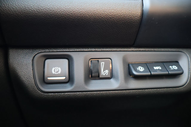 Used 2023 GMC Acadia AT4 w/ GMC Pro Grade Package AWD/4WD image 18