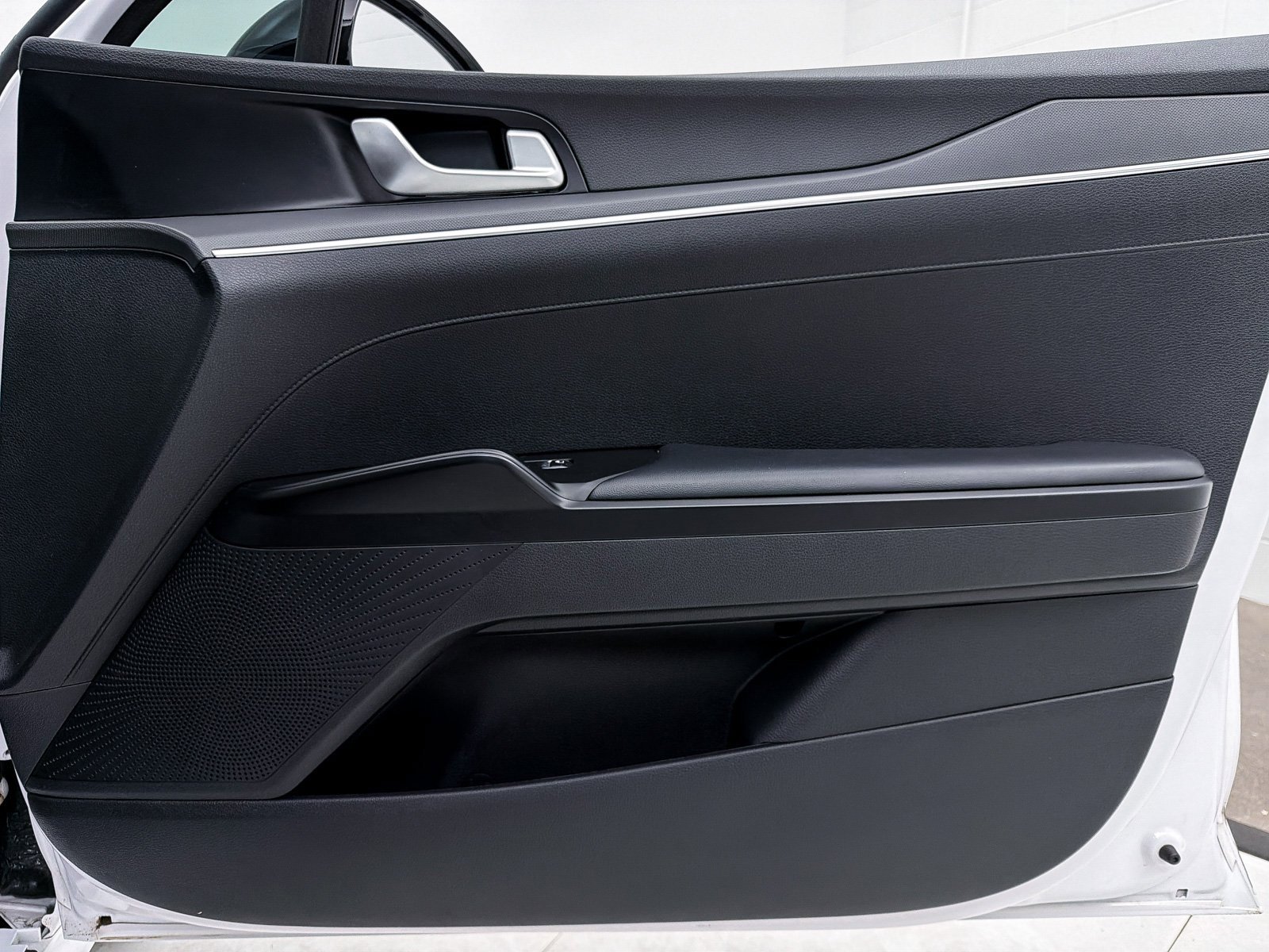 Used 2024 Kia K5 GT-Line image 31