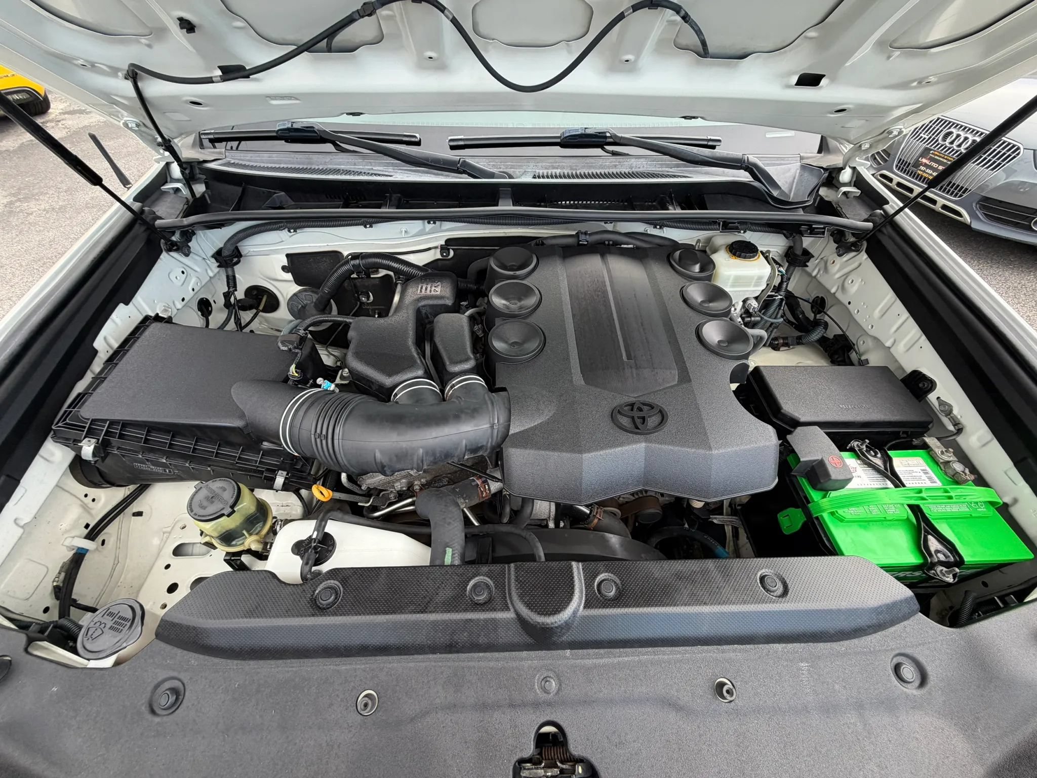 Used 2010 Toyota 4Runner SR5 AWD/4WD image 40