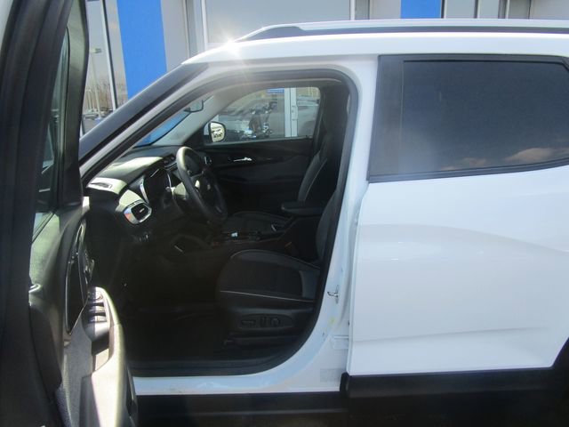 Used 2023 Chevrolet TrailBlazer LT w/ Convenience Package AWD/4WD image 15