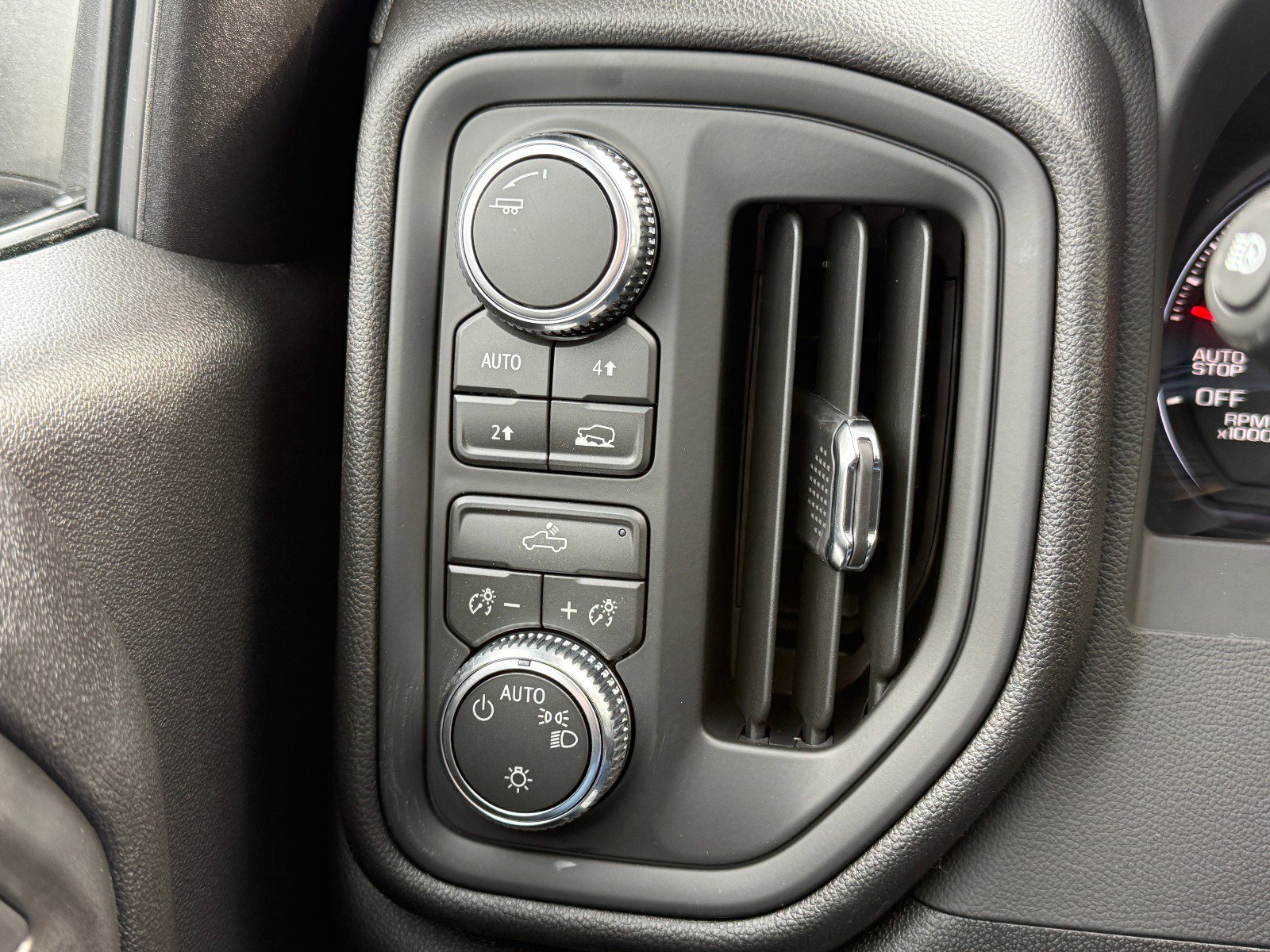 New 2026 GMC Sierra 1500 Pro w/ Graphite Edition AWD/4WD image 26