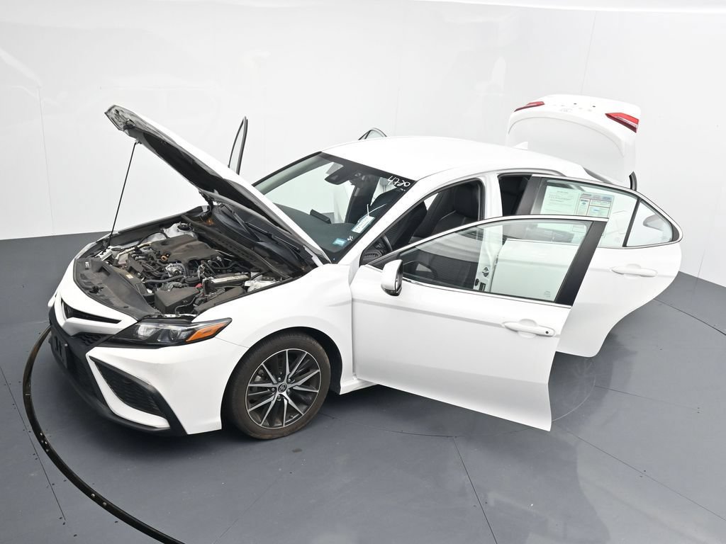 Used 2024 Toyota Camry SE FWD image 26