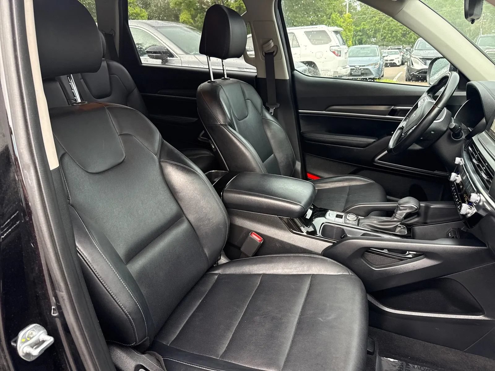 Used 2022 Kia Telluride LX AWD/4WD image 16