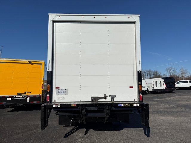 Used 2023 Isuzu NPR image 5