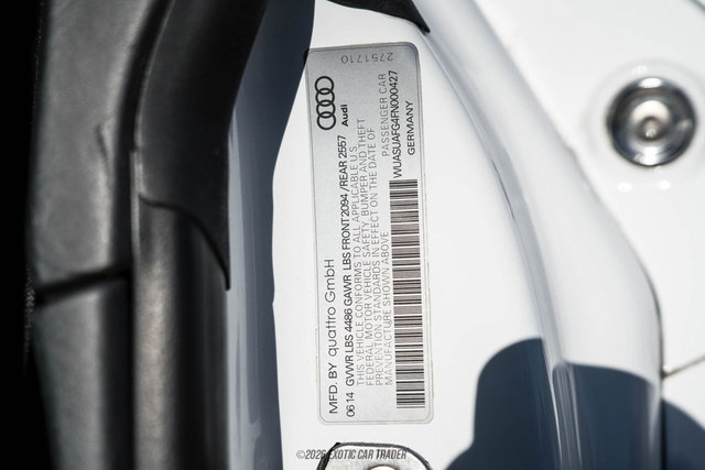 Used 2015 Audi R8 V8 w/ Full Leather Package image 71