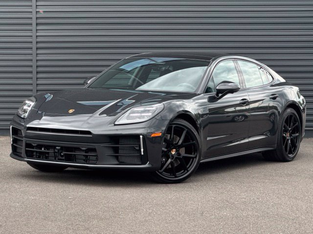 New 2026 Porsche Panamera 4