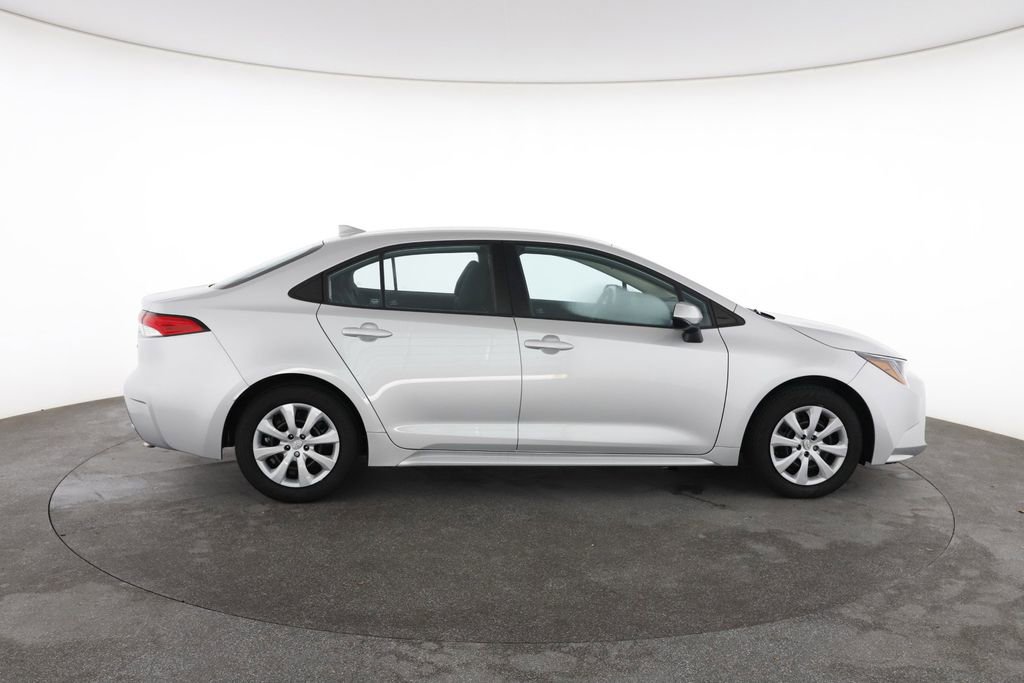 Used 2022 Toyota Corolla LE FWD image 14
